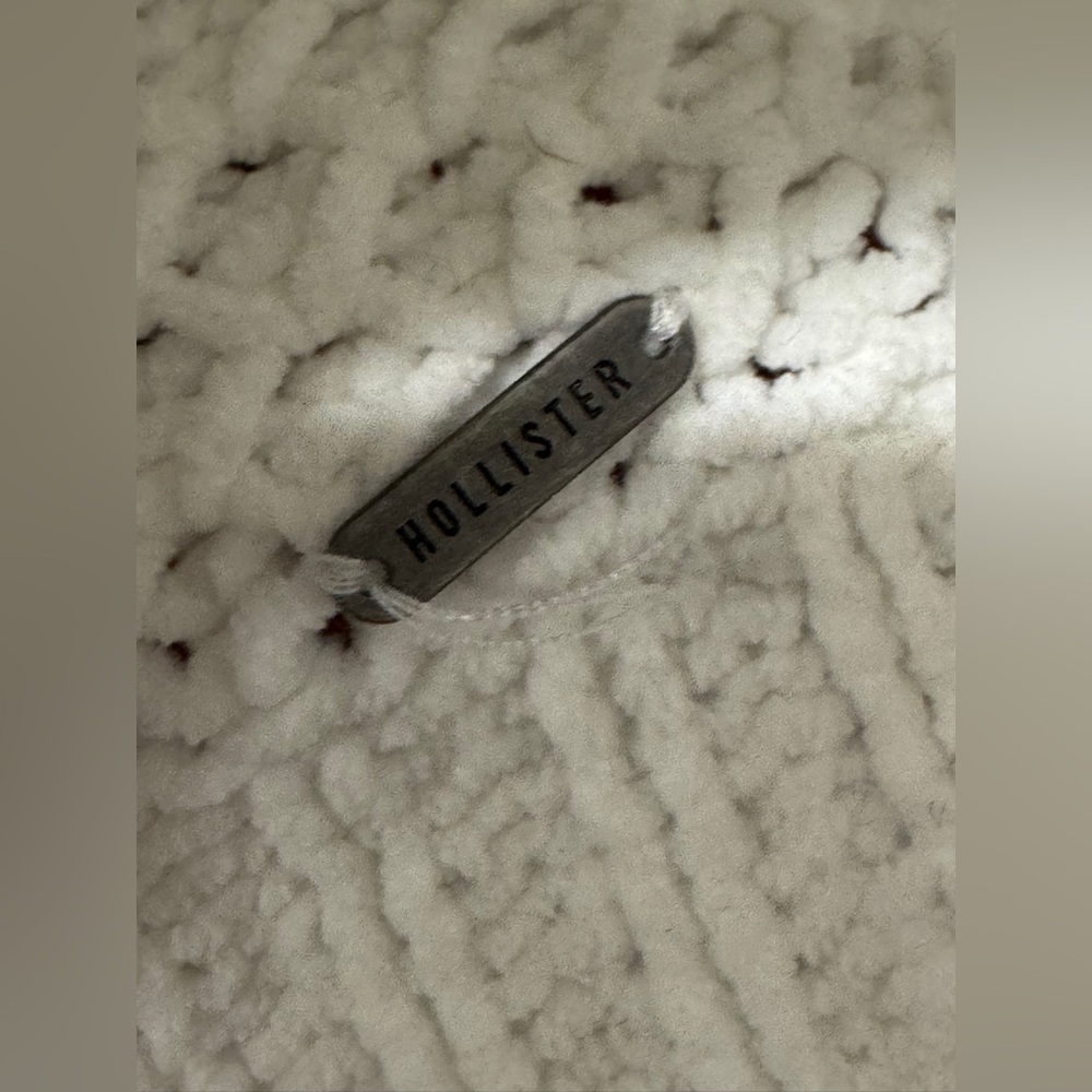 Hollister Womens Chunky Knit‎ Cardigan Sweater White Cable Knit Open Front M - Picture 2 of 4